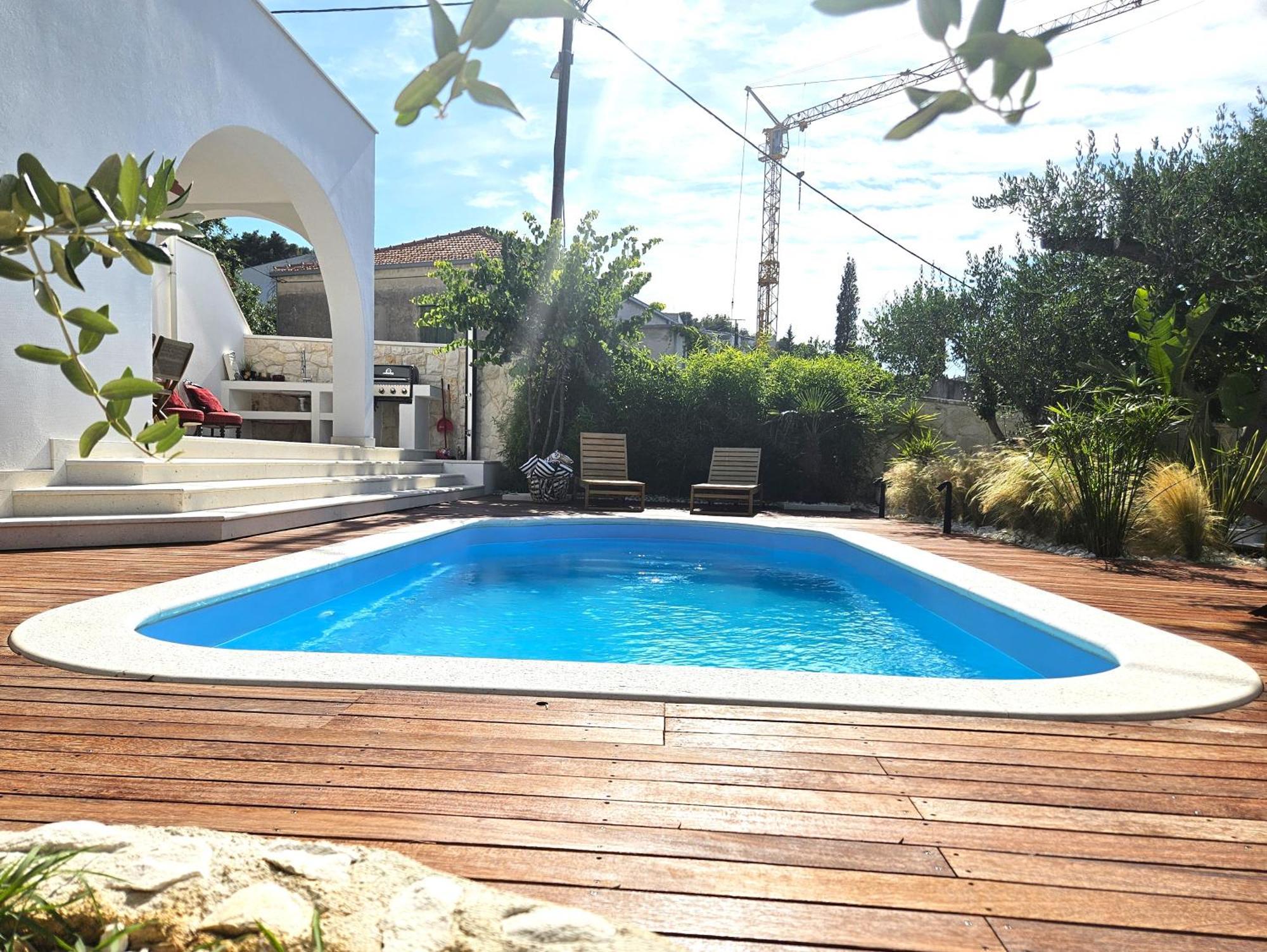 The Three Flowers Pool House Trogir Eksteriør billede