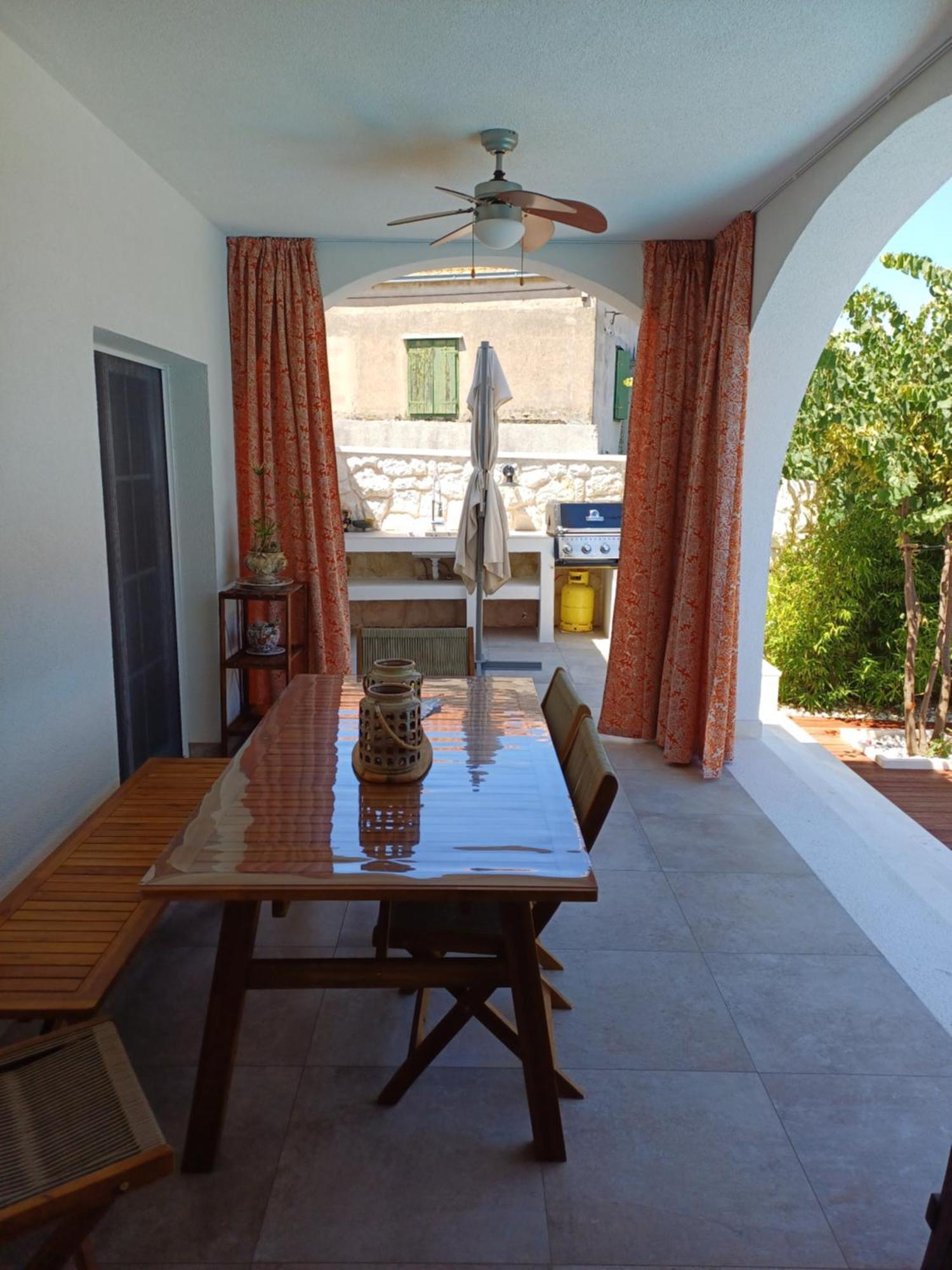 The Three Flowers Pool House Trogir Eksteriør billede
